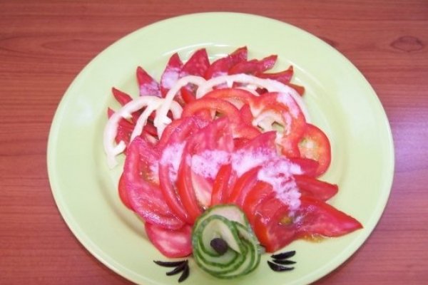 Salata de vara cu mujdei de usturoi