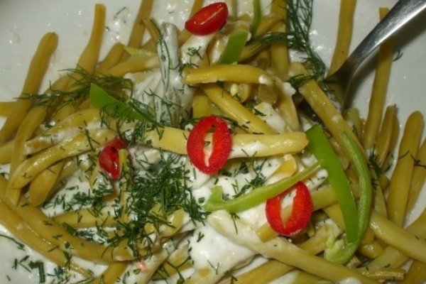 Fasole verde cu sos de usturoi