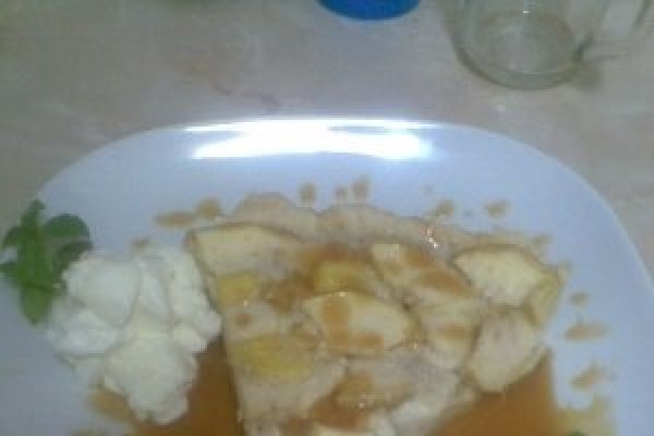 TARTA CU MERE SI MANGO