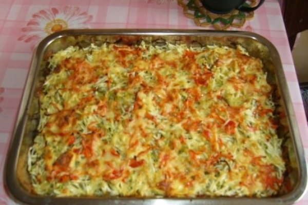 Dovlecei cu cartofi la cuptor