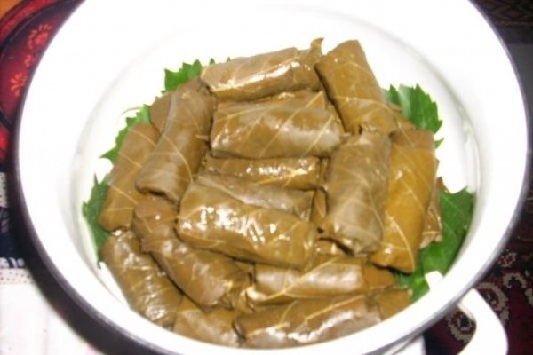 Sarmale in foi de vita