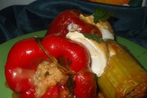 Ardei umpluti cu ciuperci