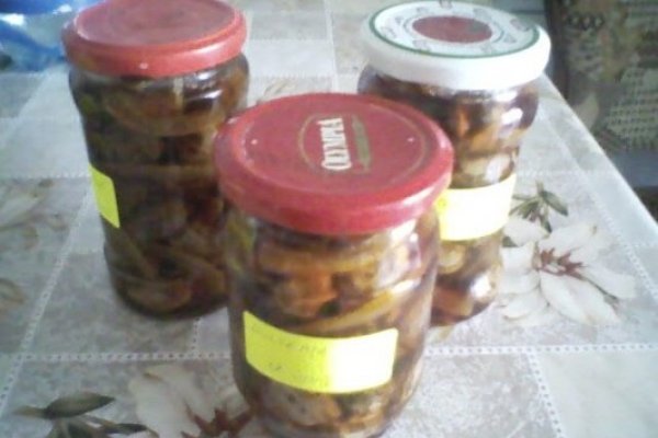 Dulceata de nuci verzi