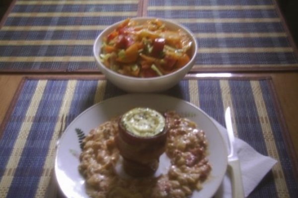 RULOURI DE DOVLECEI CU BACON