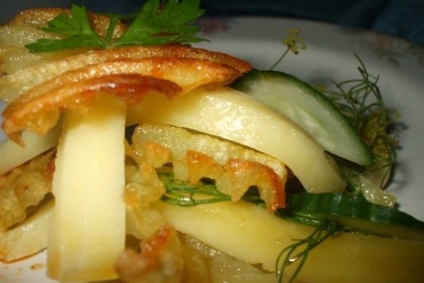 Cartofi prajiti cu cascaval