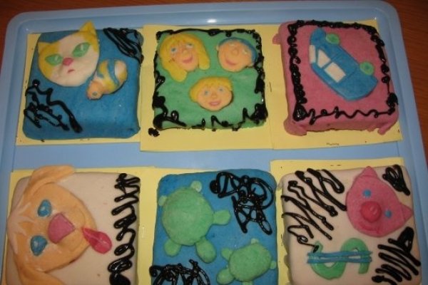 Minitorturi personalizate