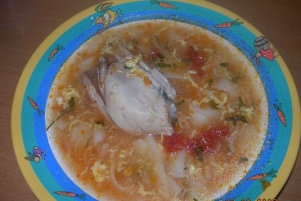 Ciorba de pui olteneasca cu zdrente de ou