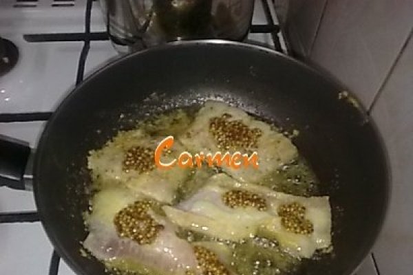 File de peste in sos de smantana si coniac.