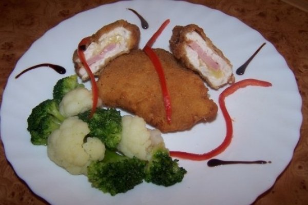 Snitel de pui umplut cu sunca si cascaval (Amestec de arome!)