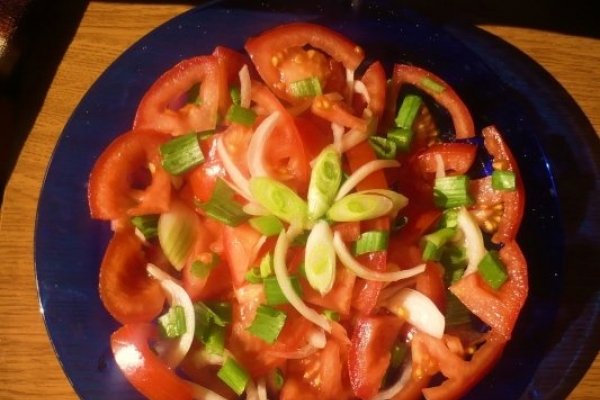 Salata de rosii cu ardei copt