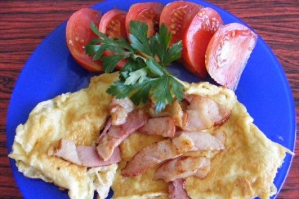 Omleta cu cascaval si bacon