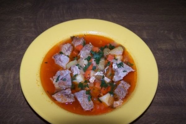 Ciorba taraneasca de porc cu zeama de varza