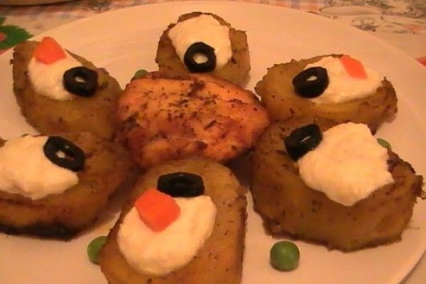 Piept de pui la gratar cu cartofi la cuptor