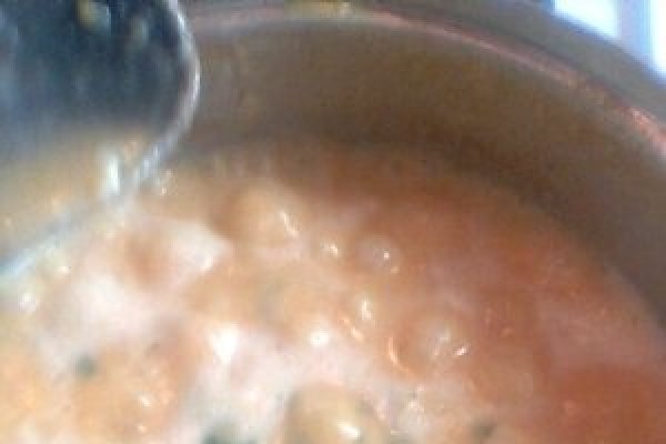 FASOLE CU SOS DE SMANTANA