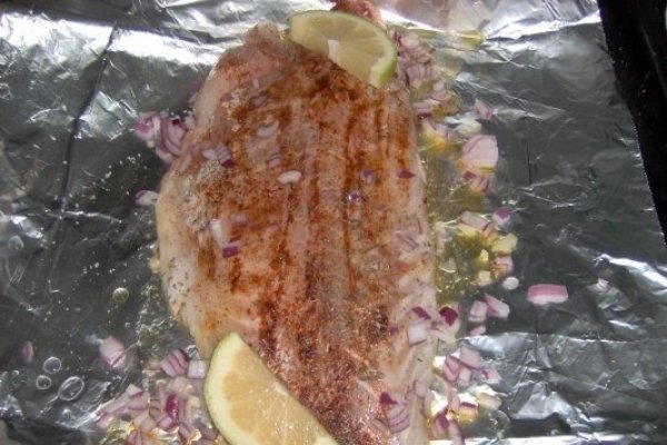 Peste Salau de nilus in aluminium la cuptor