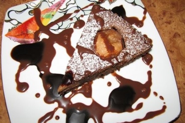 Tort de ciocolata si pere, fara faina