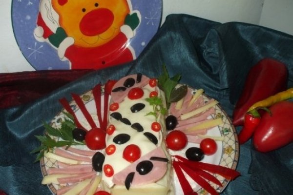 Aperitiv cu cascaval, sunca si pasta de branza