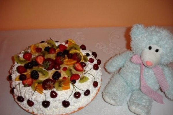 Tort cu fructe