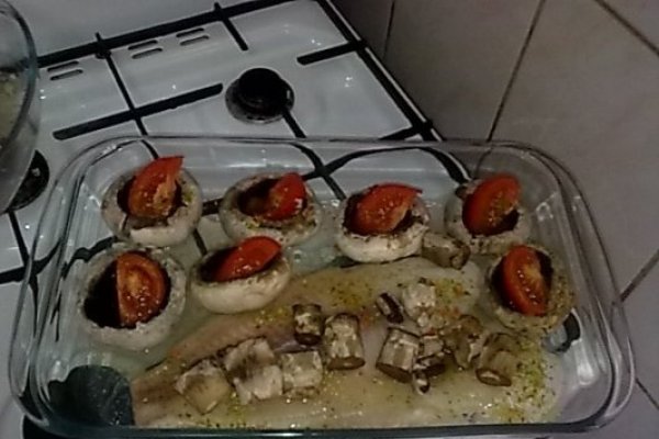 Pangasius cu ciuperci la cuptor