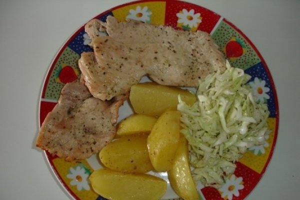 Piept de curcan cu cartofi la cuptor