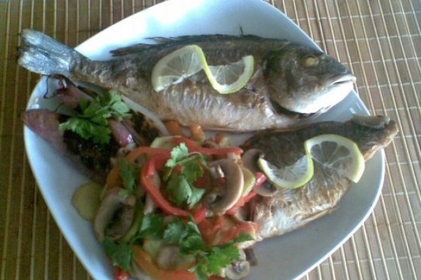 DORADA LA GRATAR CU LEGUME