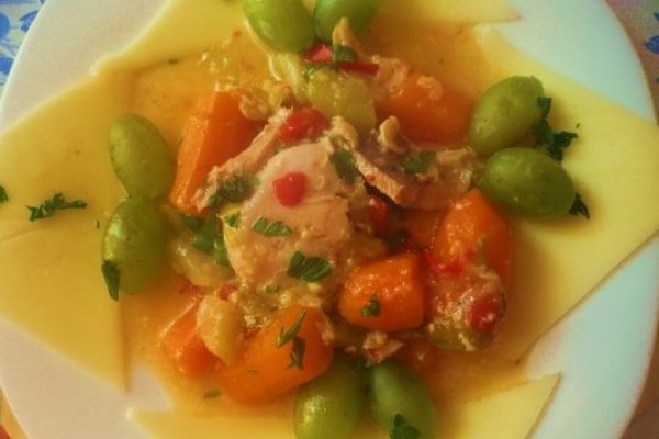 Aripa de curcan cu legume la Doubletta