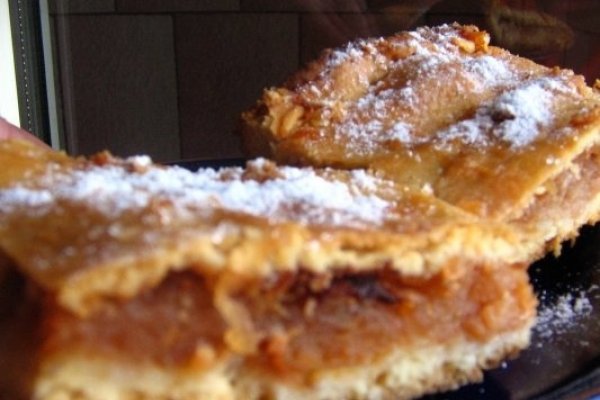 Placinta cu mere si gutui