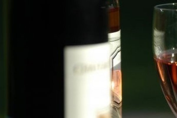 Cinci tipuri de vin si cu ce mancaruri se potrivesc ele