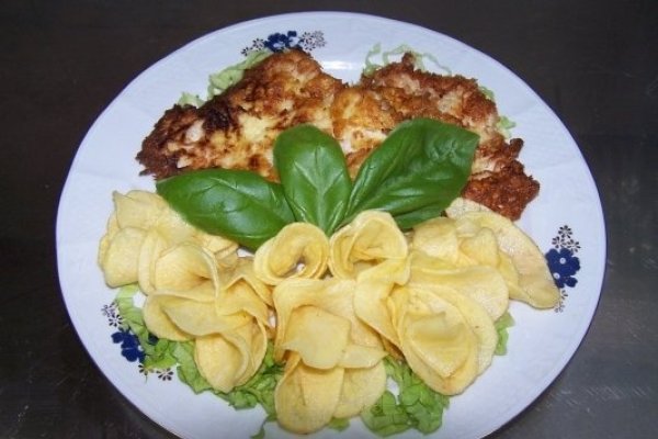 Snitel Michel cu trandafirasi  de cartofi