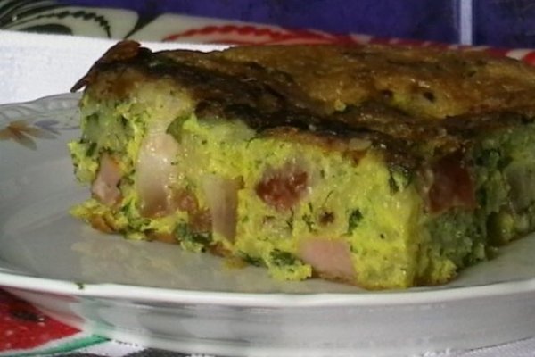 OMLETA CU CARTOFI SI COSTITA