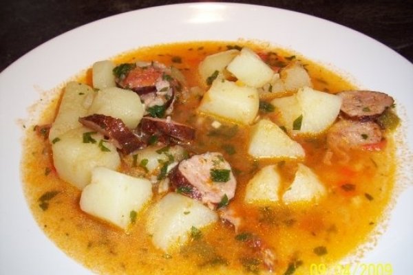 TOCANITA DE CARTOFI CU CARNAT AFUMAT