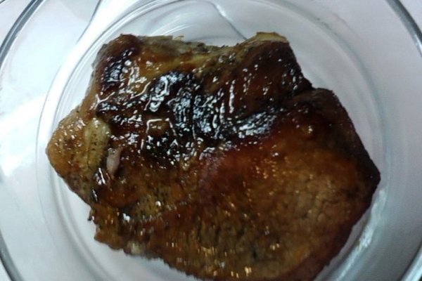 Ceafa de porc la cuptor in vin