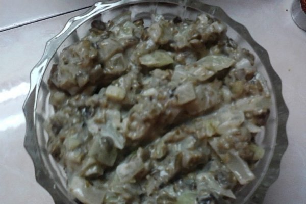 Salata de ciuperci uscate