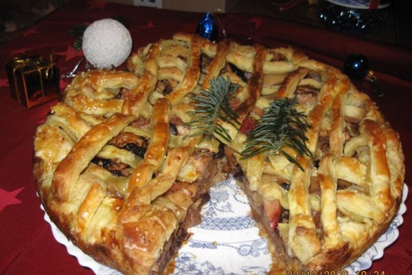 Desert cu mere si gem de cirese