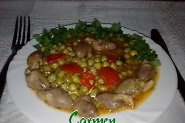 Inimioare de pui cu mazare