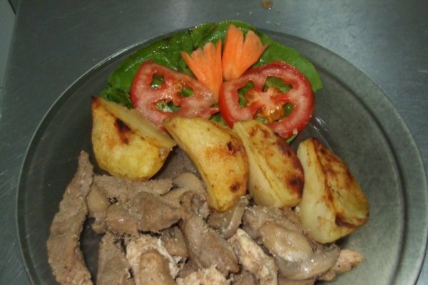 tigaie picanta si cartofi cu rozmarin