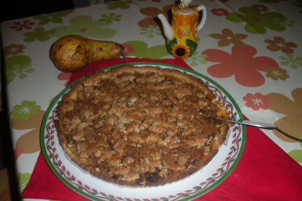 Tarta cu pere si amaretti