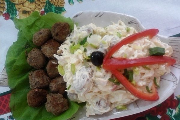 Piftelute cu maioneza si ceapa