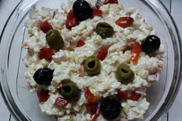 Salata delicioasa cu surimi