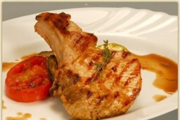 Cotlet de porc cu sos de vin