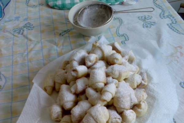 Cornulete foatrte ieftine ,cu rahat