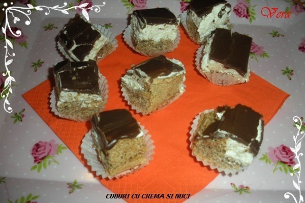 Cuburi cu crema si ciocolata