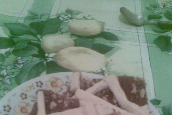 prajitura cu dulceata si nuci cu aluat fraged