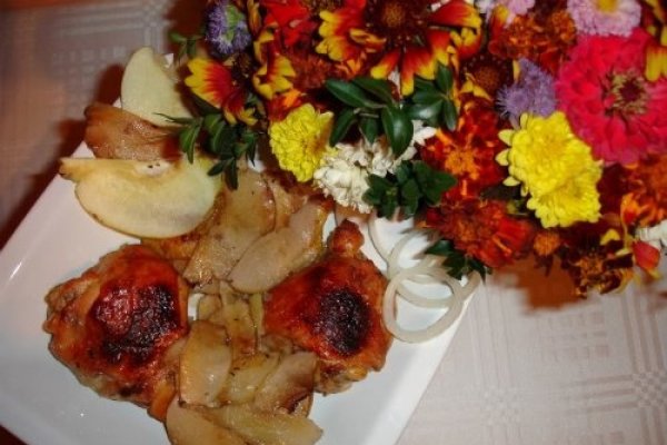 Mancarica de pui cu gutui