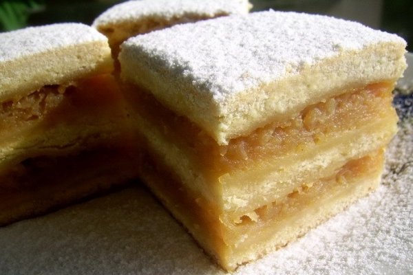 Prajitura frageda cu mere