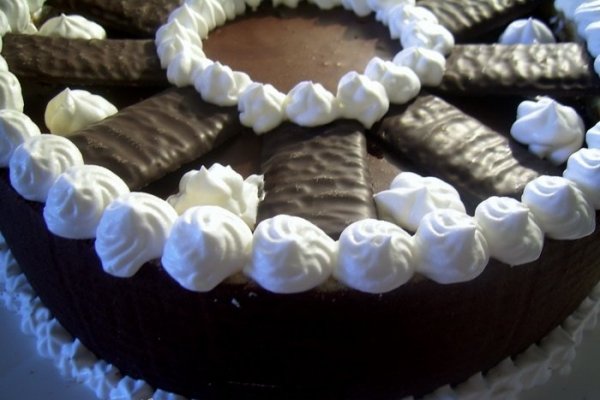 Tort de ciocolata cu menta