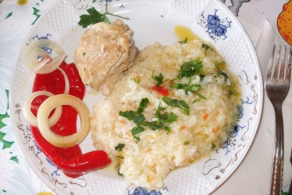 Pilaf de orez cu pui