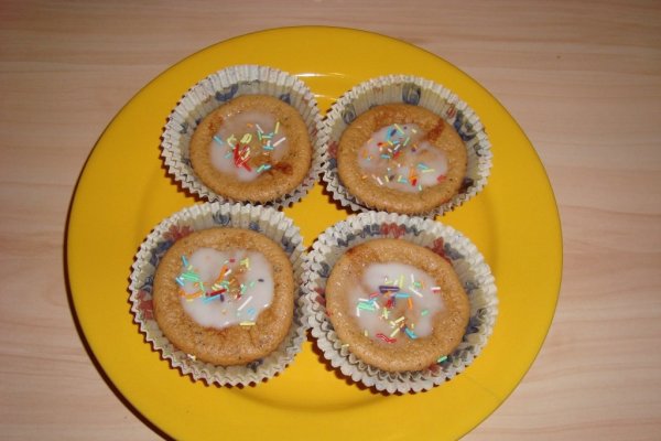 Briose cu nuca si visine