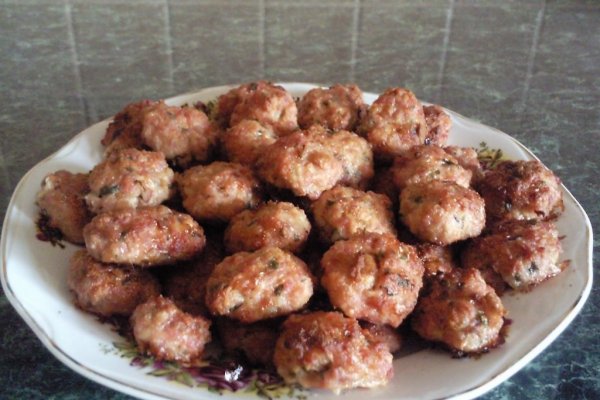 Chiftelute la cuptor