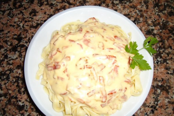 Spaghete Carbonara  reţetă cu smântână